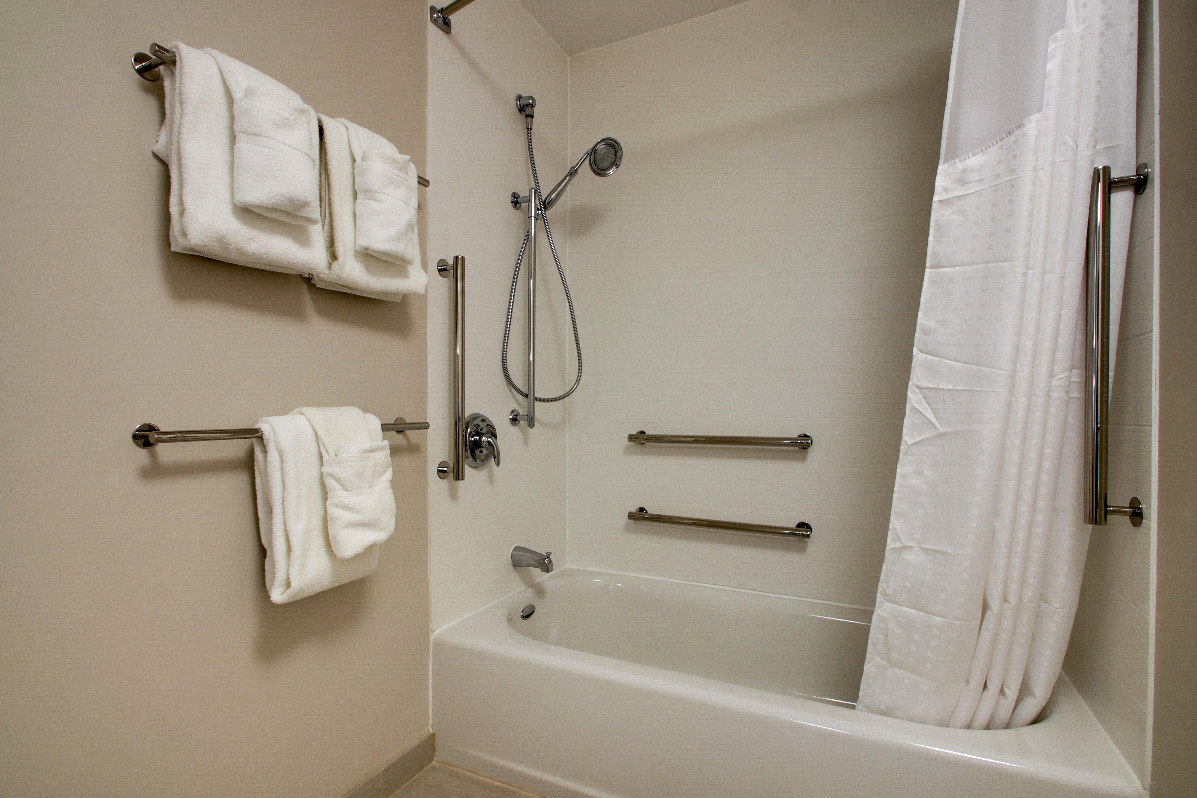Holiday Inn Express & Suites - Elizabethtown North By Ihg Екстериор снимка