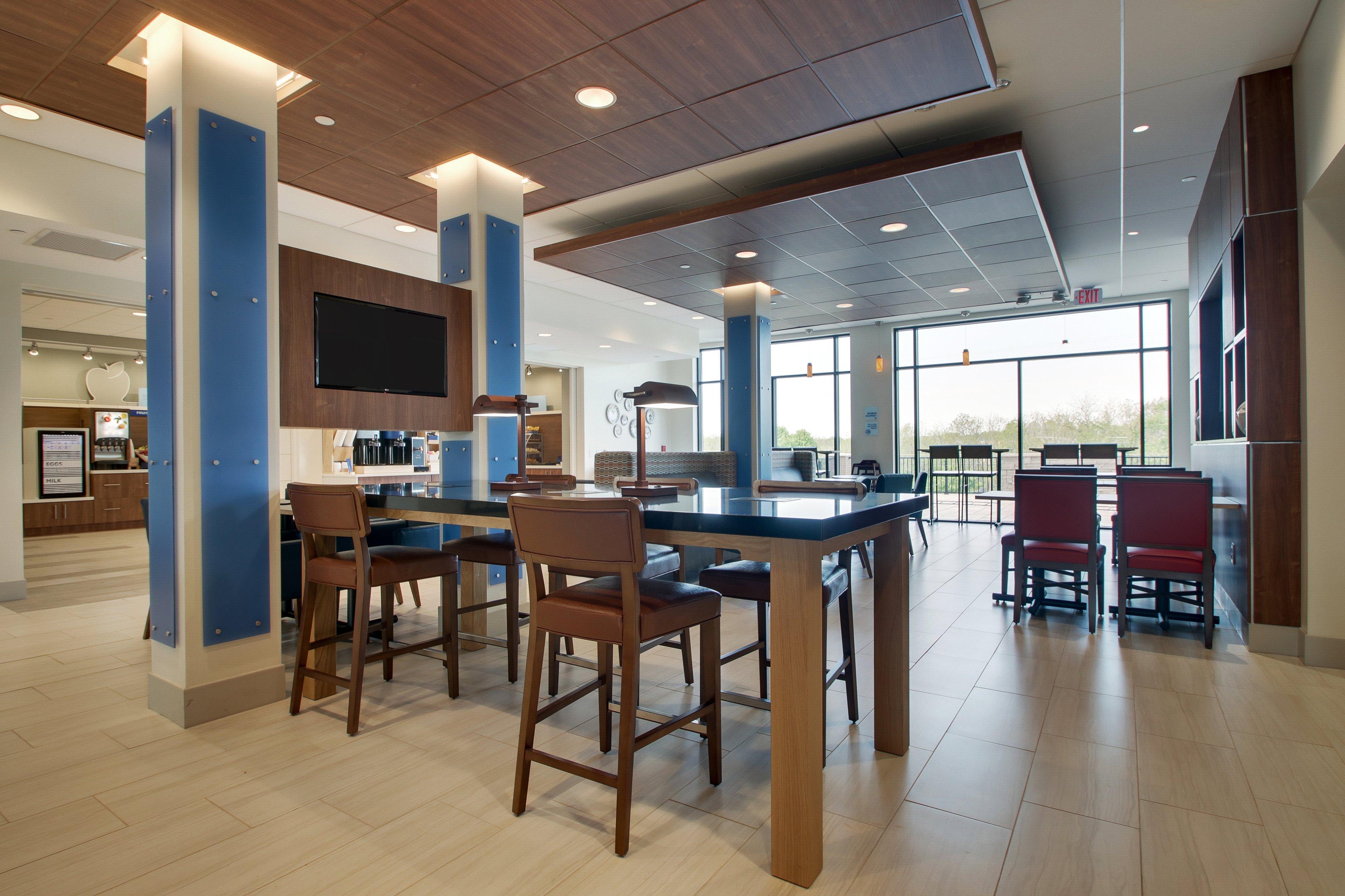 Holiday Inn Express & Suites - Elizabethtown North By Ihg Екстериор снимка