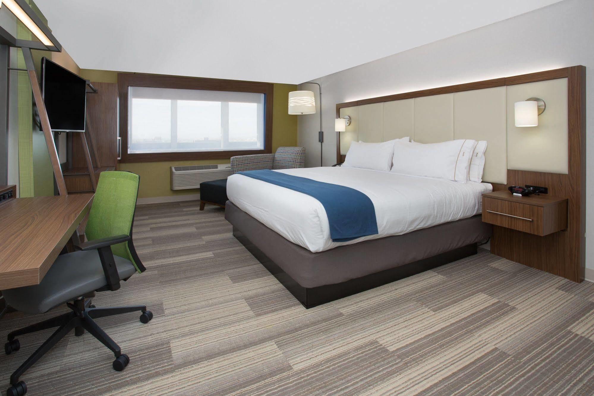 Holiday Inn Express & Suites - Elizabethtown North By Ihg Екстериор снимка