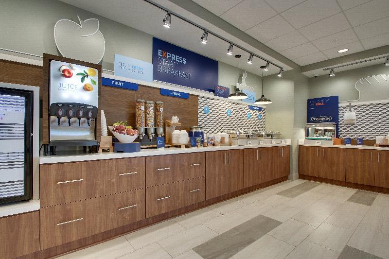 Holiday Inn Express & Suites - Elizabethtown North By Ihg Екстериор снимка